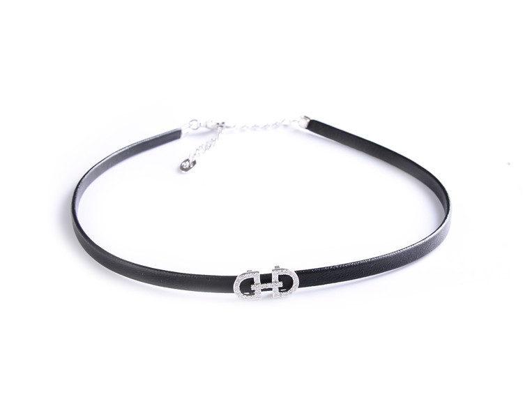 YMN-06082 Korea style black leather with clear stone choker necklace for women Yiwu Jewelry Factory Fashion Accessories Manufacture Fashion Jewelry Supplier.